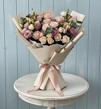 Букет цветов из:  Розы и Лизиантусы #REPLACE_PRED# Старой Ситне