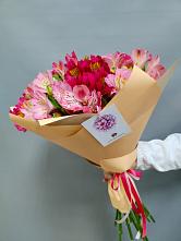 Букет цветов из:  Альстромерии #REPLACE_PRED# Старой Ситне