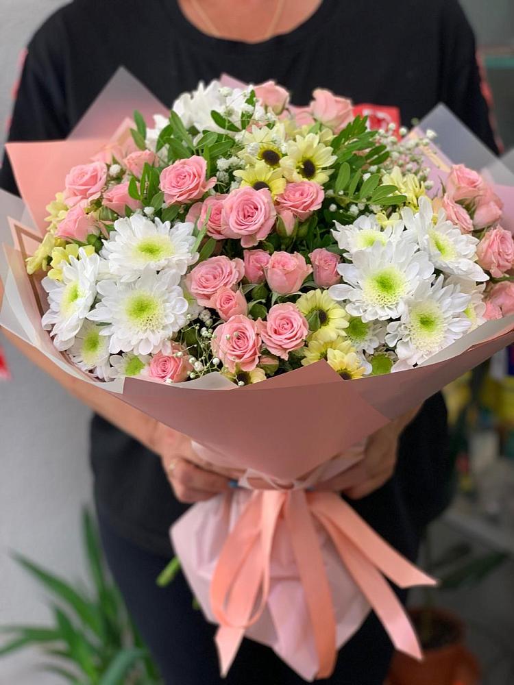Букет цветов из: Розы и Хризантемы в Старой Ситне