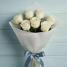 Букет 7 Белых роз Эдлесс Лав в Старой Ситне