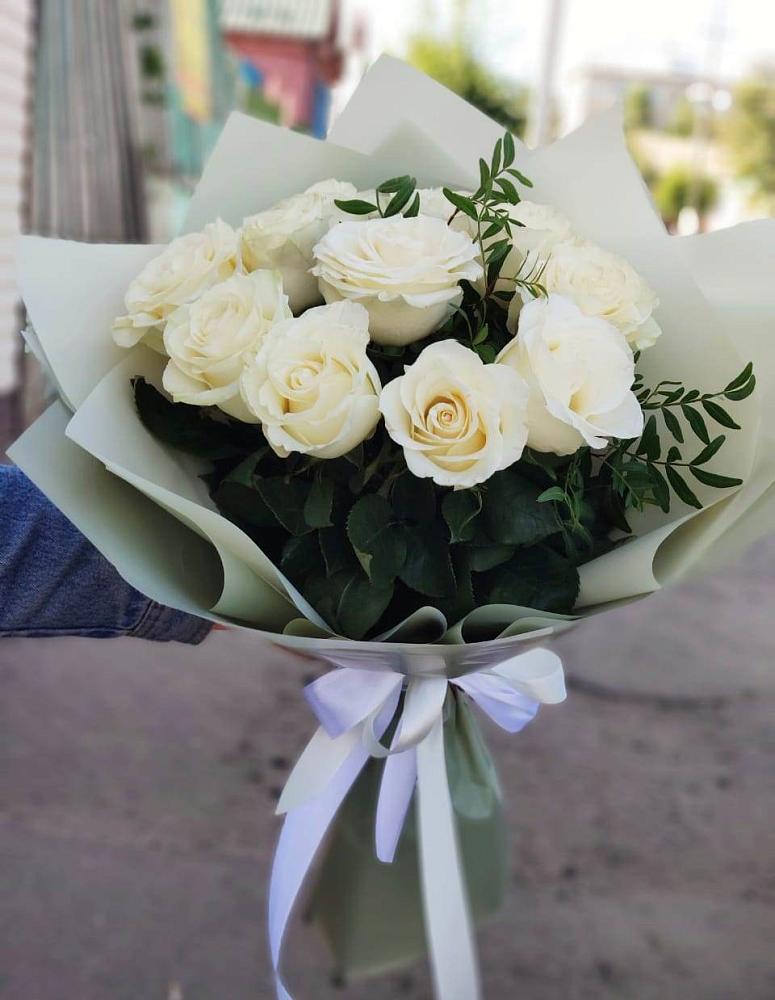 Букет Белые розы Проуд в Старой Ситне
