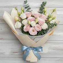 Букет цветов из:  Лизиантусы #REPLACE_PRED# Старой Ситне