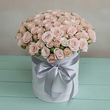 Цветочная композиция из Розы в шляпной коробке #REPLACE_PRED# Старой Ситне