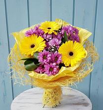 Букет цветов из:  Хризантемы и Герберы в Старой Ситне