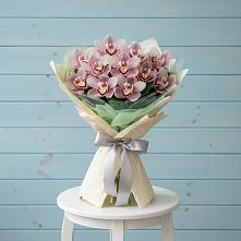 Букет цветов из:  Орхидеи и Розы в Старой Ситне