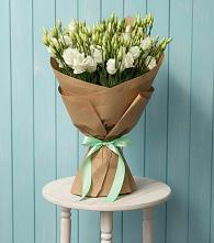 Букет цветов из:  Лизиантусы в Старой Ситне