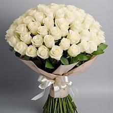 Букет 101 беля роза Белоснежка в Старой Ситне