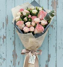 Букет цветов из:  Розы #REPLACE_PRED# Старой Ситне