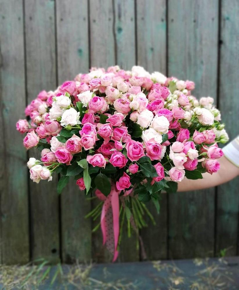 Букет Розовые кустовые розы Натали и Лав Лидия в Старой Ситне