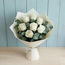 Букет Белые розы в Эвкалипте в Старой Ситне