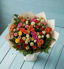 Букет Микс из разноцветных кустовых роз в Старой Ситне